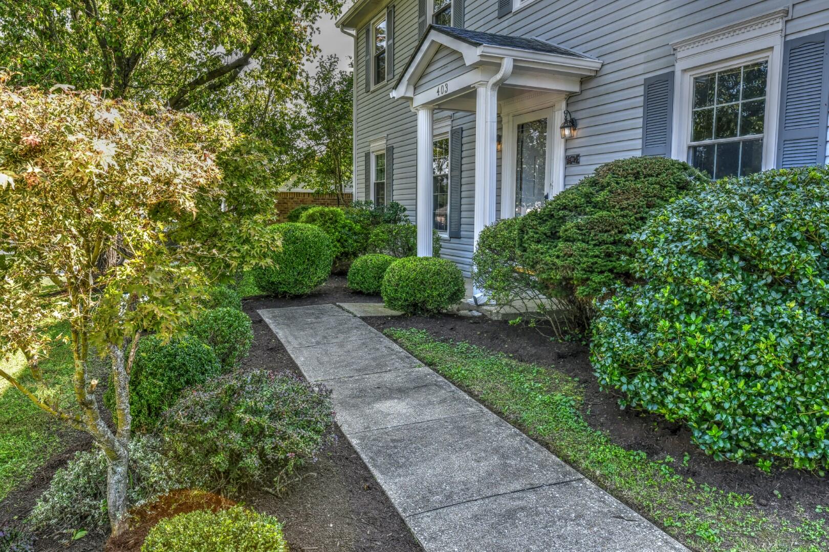 403 Normandy Road Versailles, KY 40383 - Photo 3 of 43 A6 (Large)