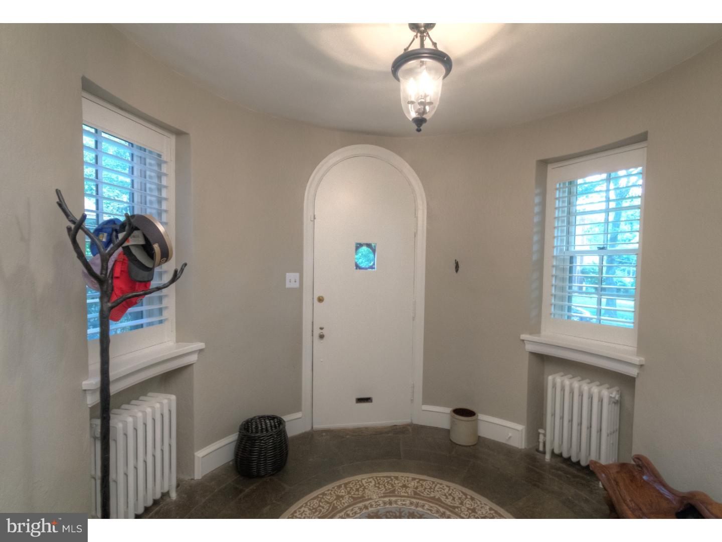 214 Fisher Road Jenkintown, PA 19046 - Photo 4 of 25 Gallery Image 4