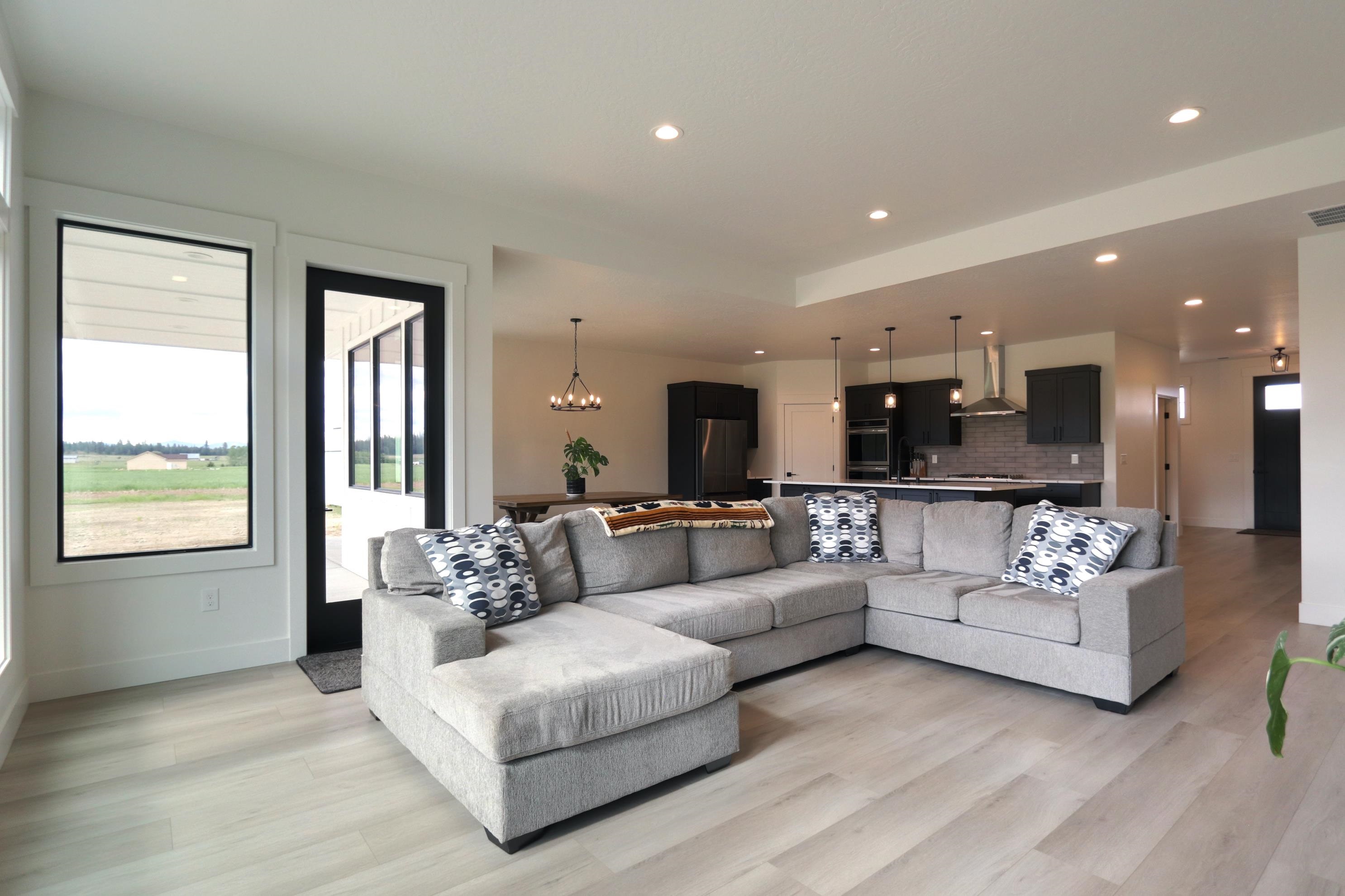26433 North Spotted Road Deer Park, WA 99006 - Photo 12 of 28 Gallery Image 12