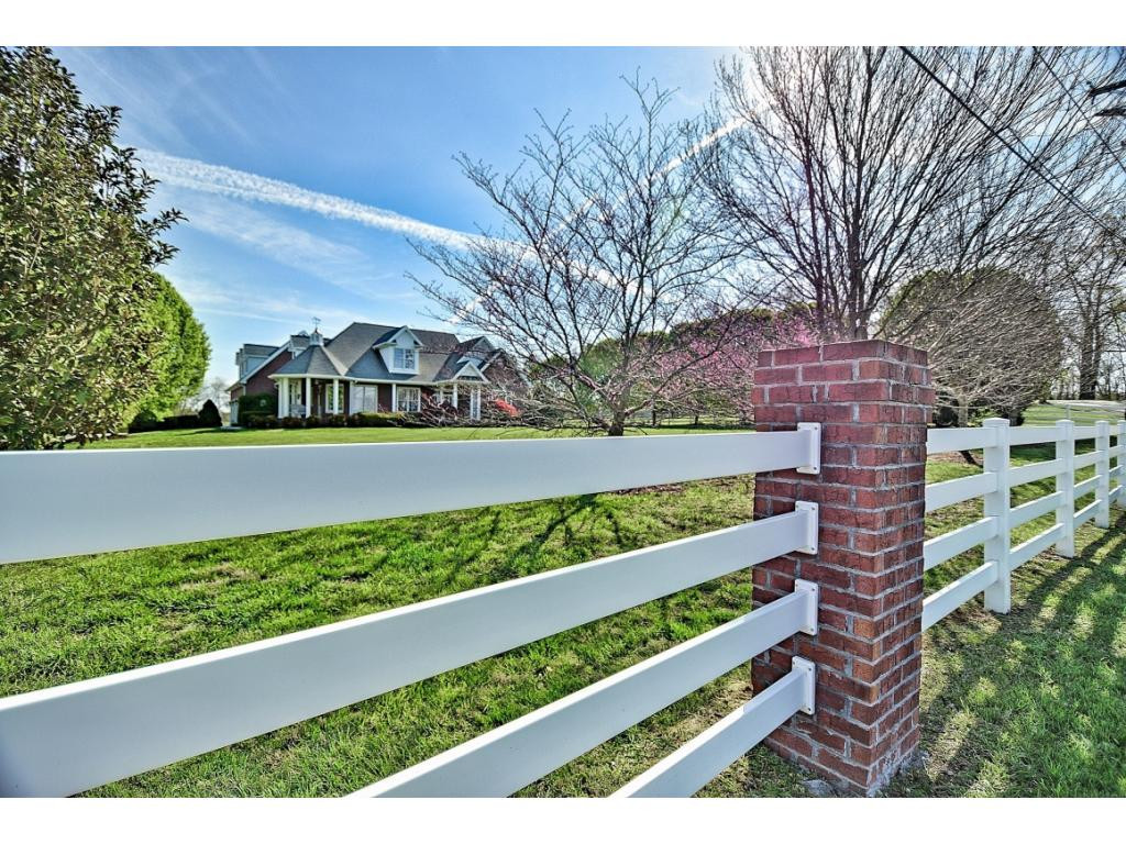720 Rangewood Road Piney Flats, TN 37686 - Photo 3 of 36 Photo 3