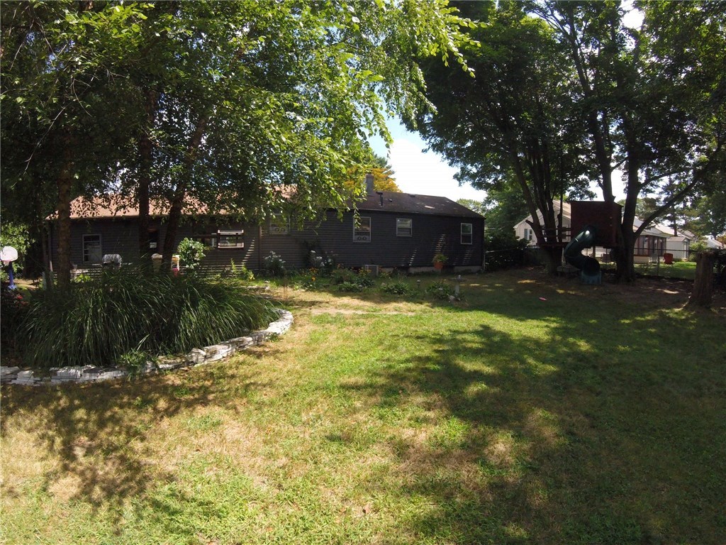 249 Sand Pond Road Warwick, RI 02888 - Photo 3 of 8