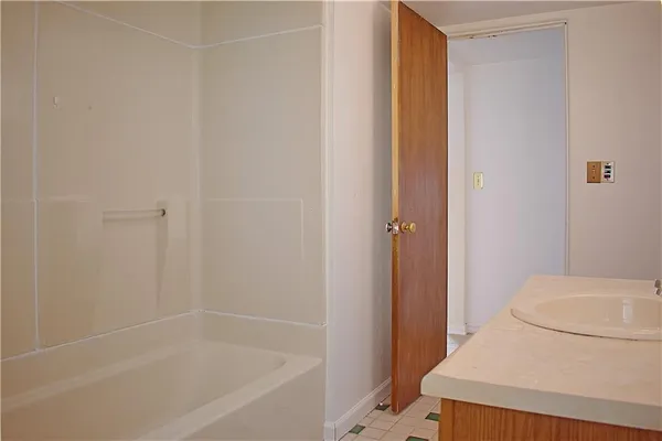 $1,500 | 100 Primrose Avenue, Glenshaw, PA 15116