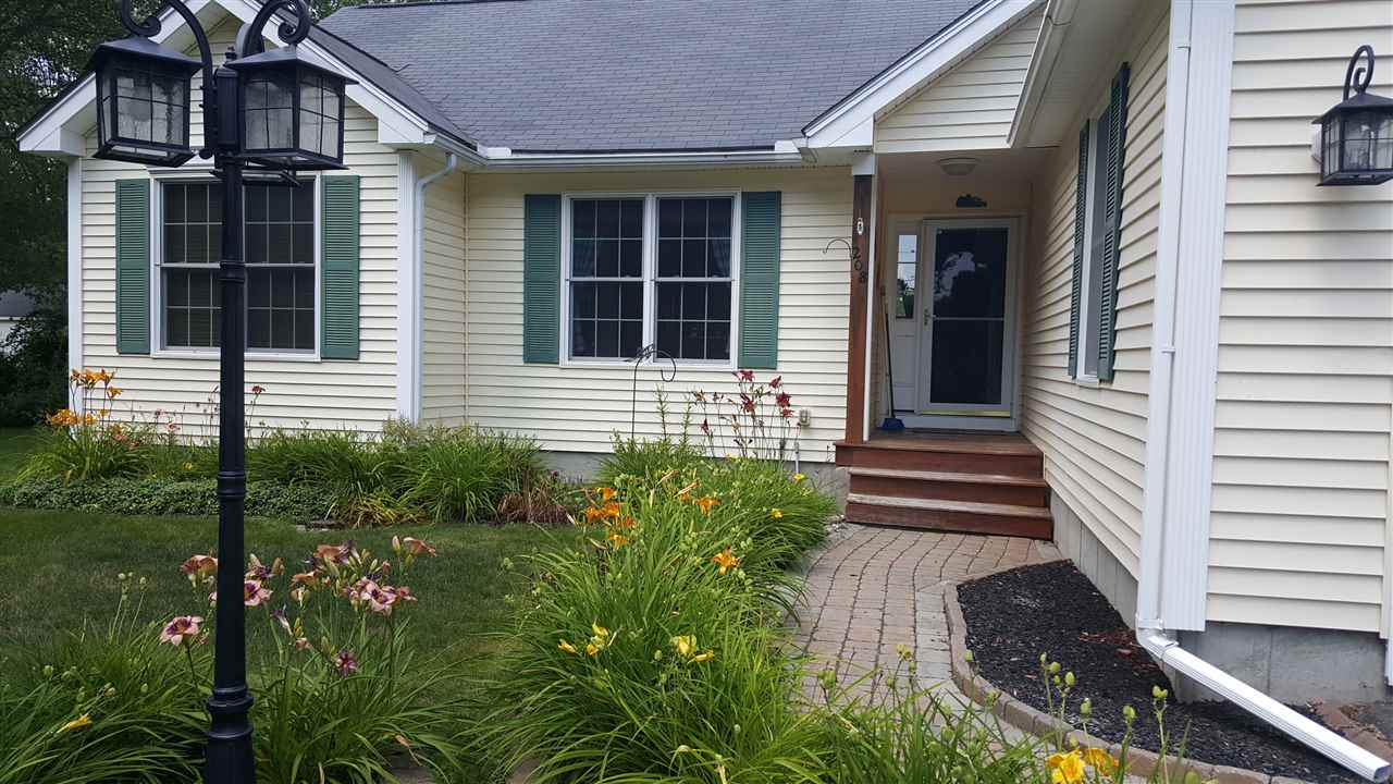208 Dearborn Road Pembroke, NH 03275 - Photo 8 of 8 Gallery Image 8