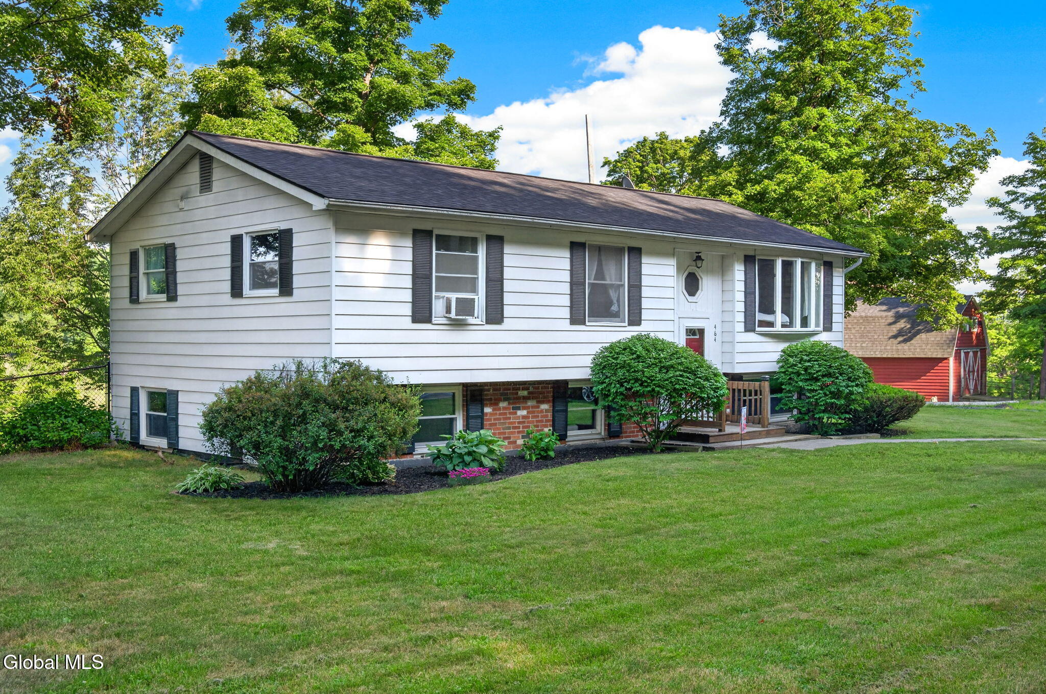 464 Joslyn School Road Berne, NY 12059 - Photo 2 of 26 1ext (3)