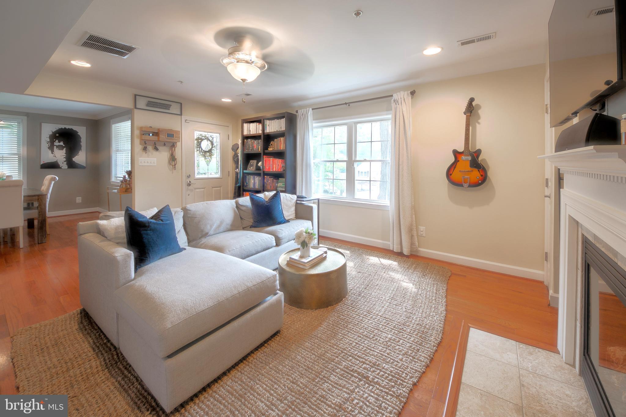 37 Boxwood Road Annapolis, MD 21403 - Photo 6 of 26 Gallery Image 6