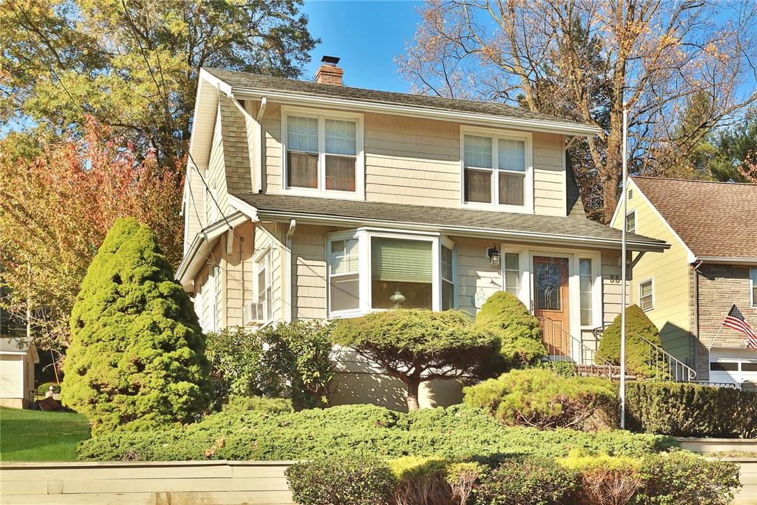 88 Stephens Road Tappan, NY 10983 - Photo 1 of 1 Sweet colonial located on a lovely street in Tappan, NY. Vinyl cedar style siding with vinyl windows. Pretty bay window in front room.