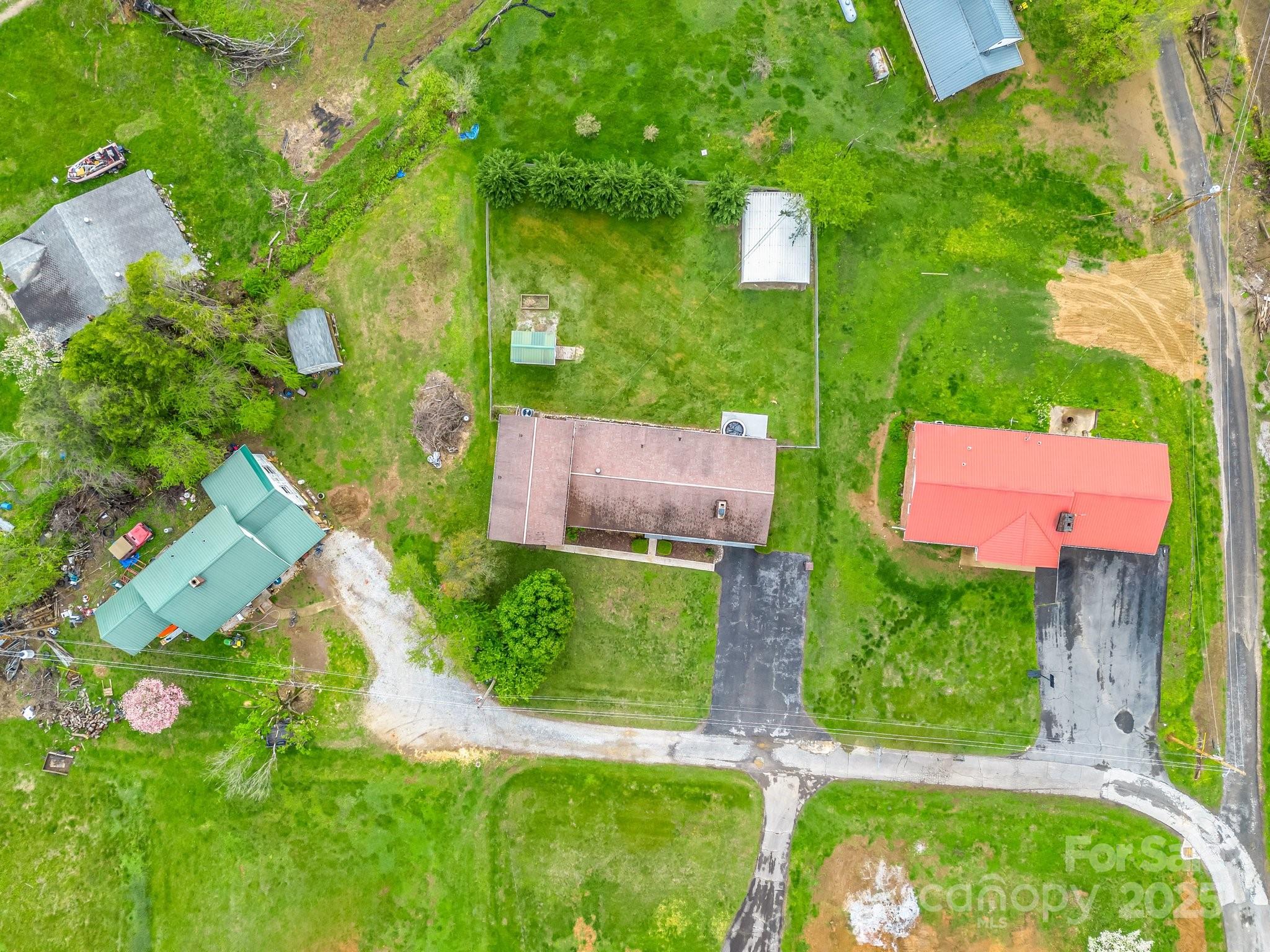 88 North Valley Street Marion, NC 28752 - Photo 36 of 43 an aerial view of a house
