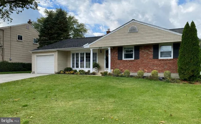 $3,000 | 318 Brentwood Avenue, Cherry Hill, NJ 08002