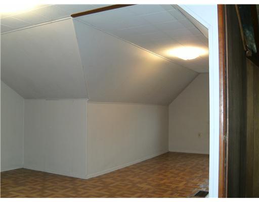 742 Golf Course Road Aliquippa, PA 15001 - Photo 16 of 18 Bedroom.