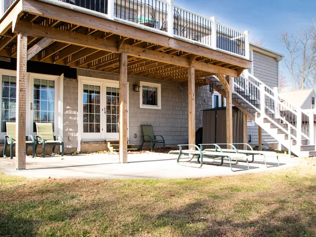 $2,500 | 72 Carson Avenue, Unit B, Wethersfield, CT 06109