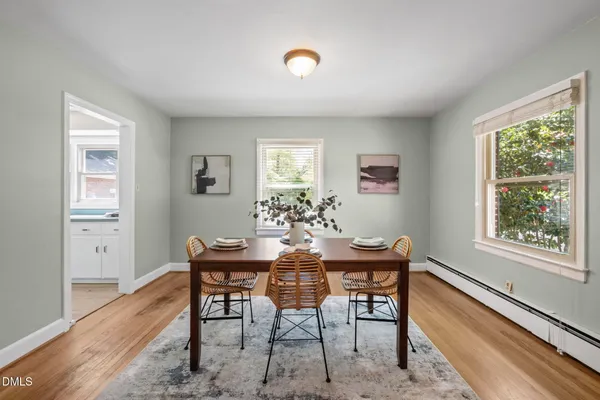 $890,000 | 68 Oakwood Drive, Chapel Hill, NC 27517