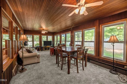 $890,000 | 68 Oakwood Drive, Chapel Hill, NC 27517