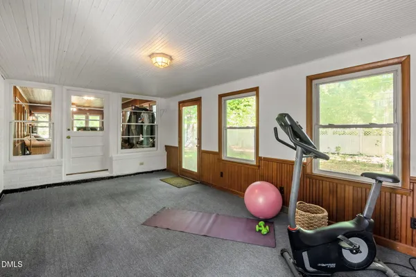 $890,000 | 68 Oakwood Drive, Chapel Hill, NC 27517