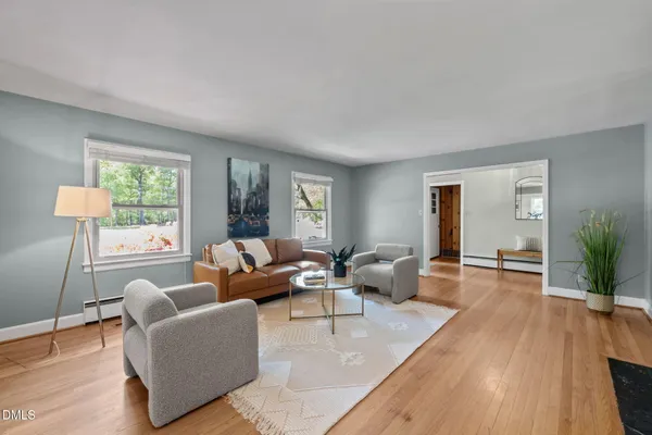 $890,000 | 68 Oakwood Drive, Chapel Hill, NC 27517