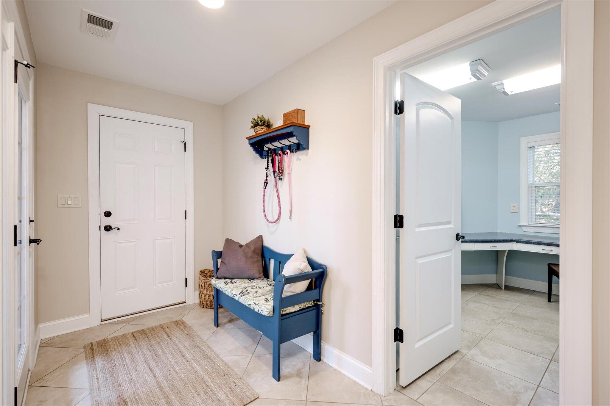 7115 Castlesteads Drive Aiken, SC 29803 - Photo 29 of 60 Back Hall