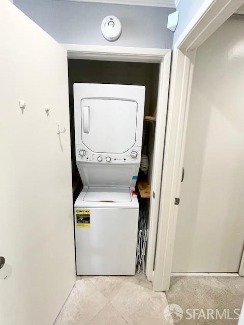 5007 Palmetto Avenue, Unit 37 Pacifica, CA 94044 - Photo 9 of 9 a utility room with dryer and washer