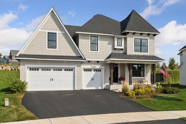 $998,000 | 5290 Rolling Hills Parkway, Victoria, MN 55318