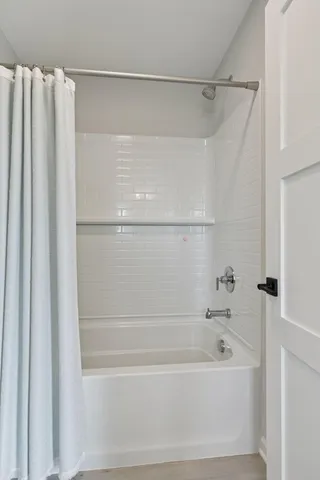 $998,000 | 5290 Rolling Hills Parkway, Victoria, MN 55318