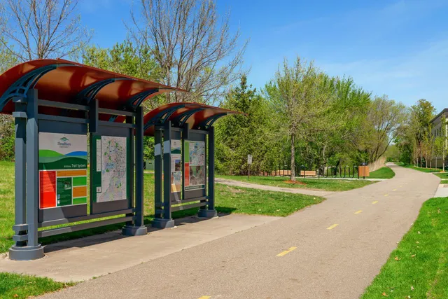 $998,000 | 5290 Rolling Hills Parkway, Victoria, MN 55318