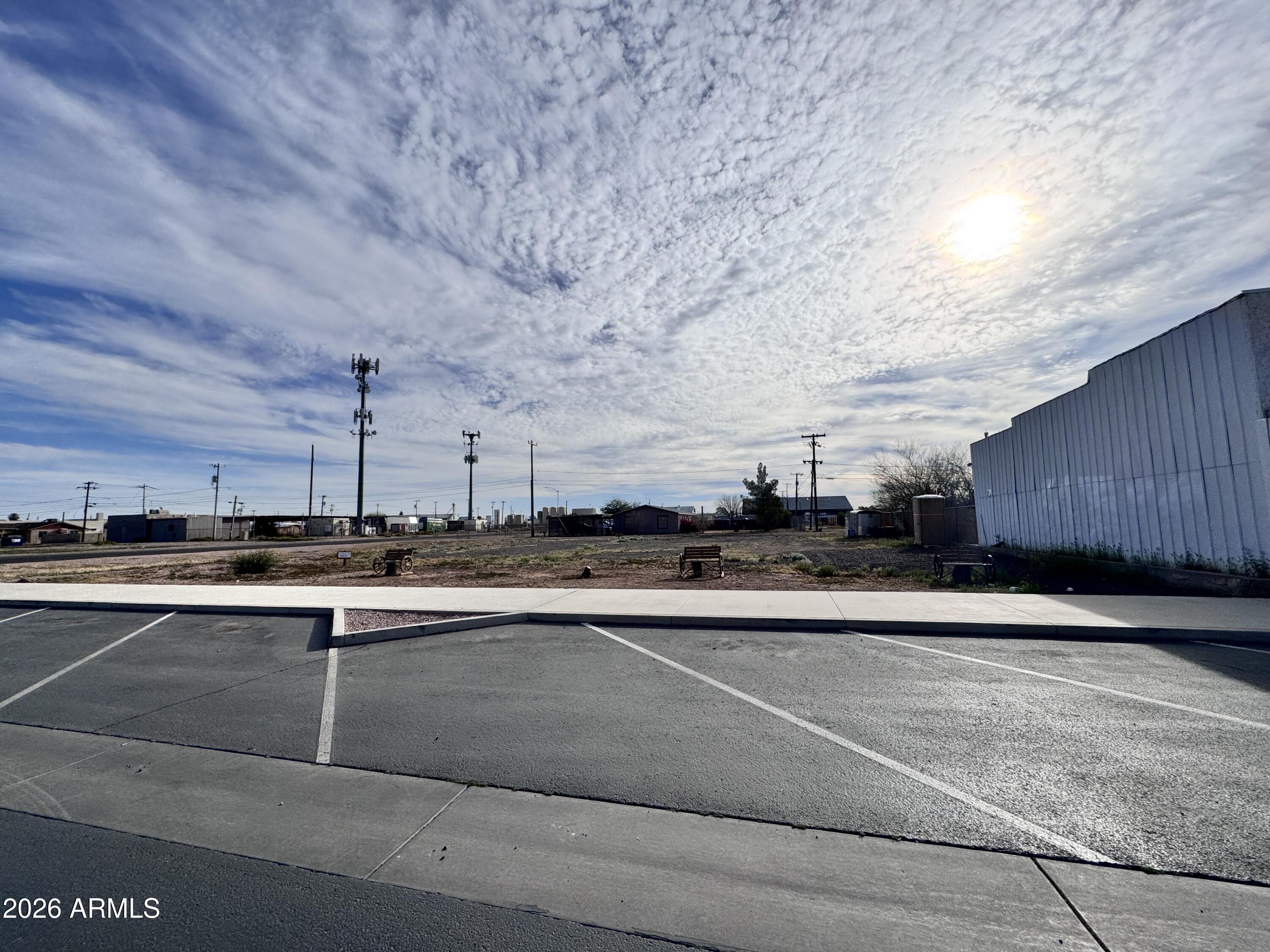 321 South Main Street, Unit 2 Coolidge, AZ 85128 - Photo 2 of 15 a view of a terrace