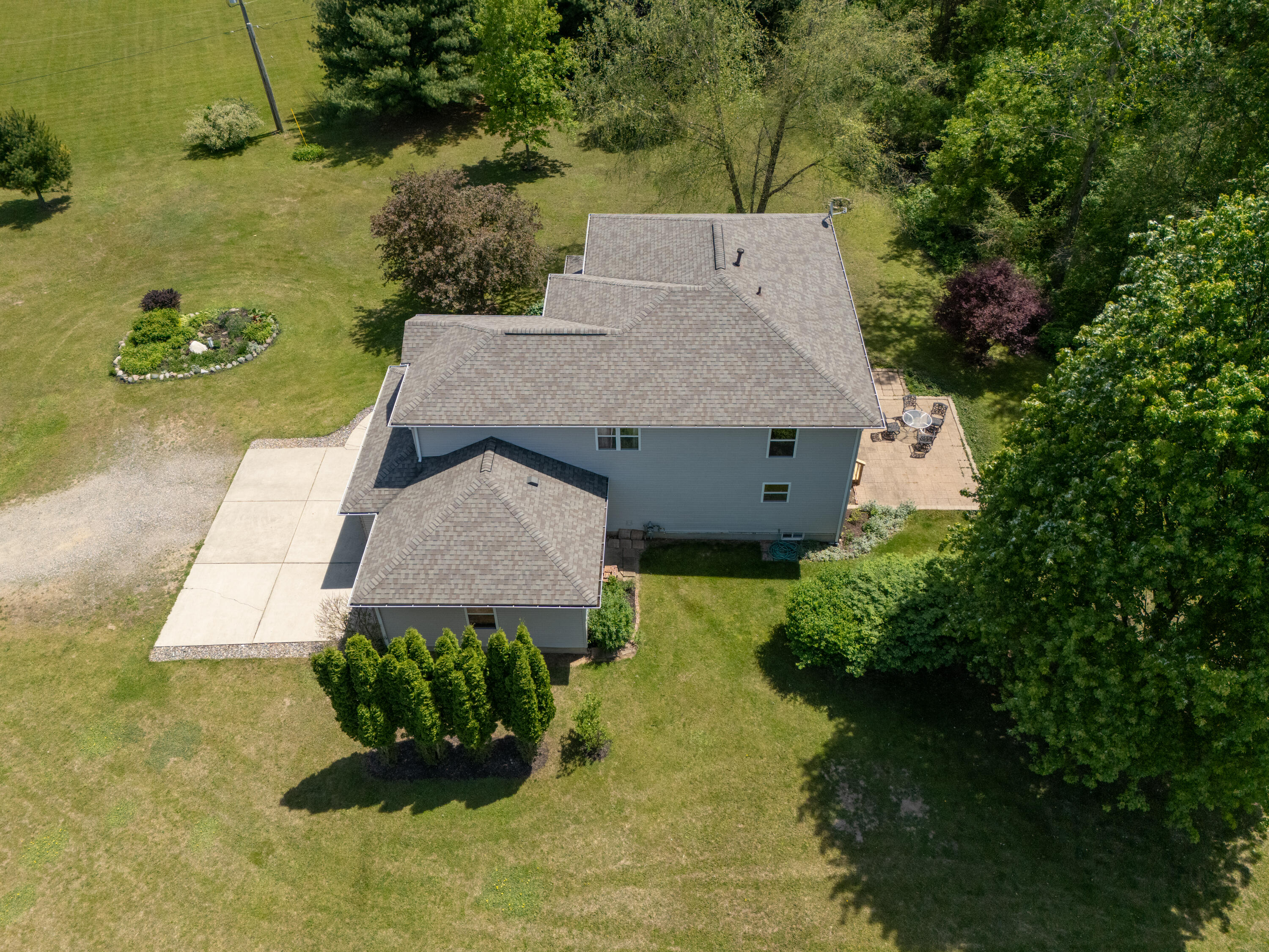 1042 Hunter Ridge Battle Creek, MI 49017 - Photo 45 of 47 1042 Hunters Ridge-512