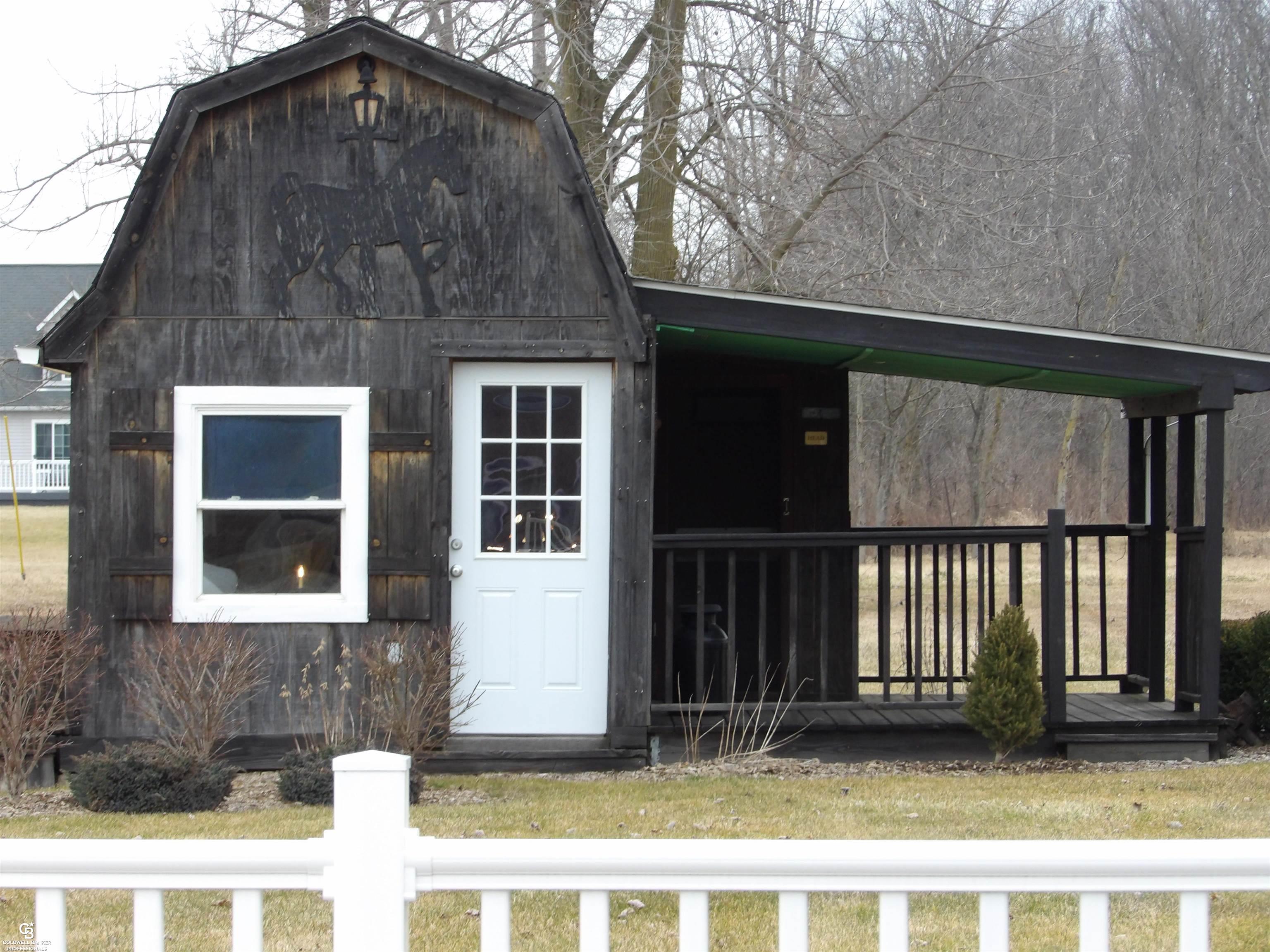 3640 Kilgore Road Avoca, MI 48006 - Photo 5 of 21 50134092-ce6359a2-3f58-4d51-be62-b3522ccdd639.JPG