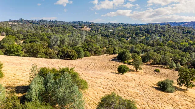 a view of a snow yard and mountain view