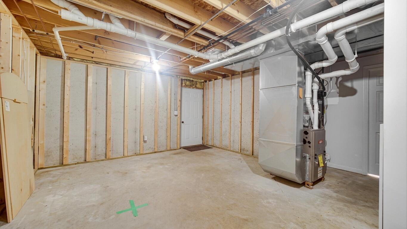 15290 Clark Street Crown Point, IN 46307 - Photo 36 of 47 1365x768