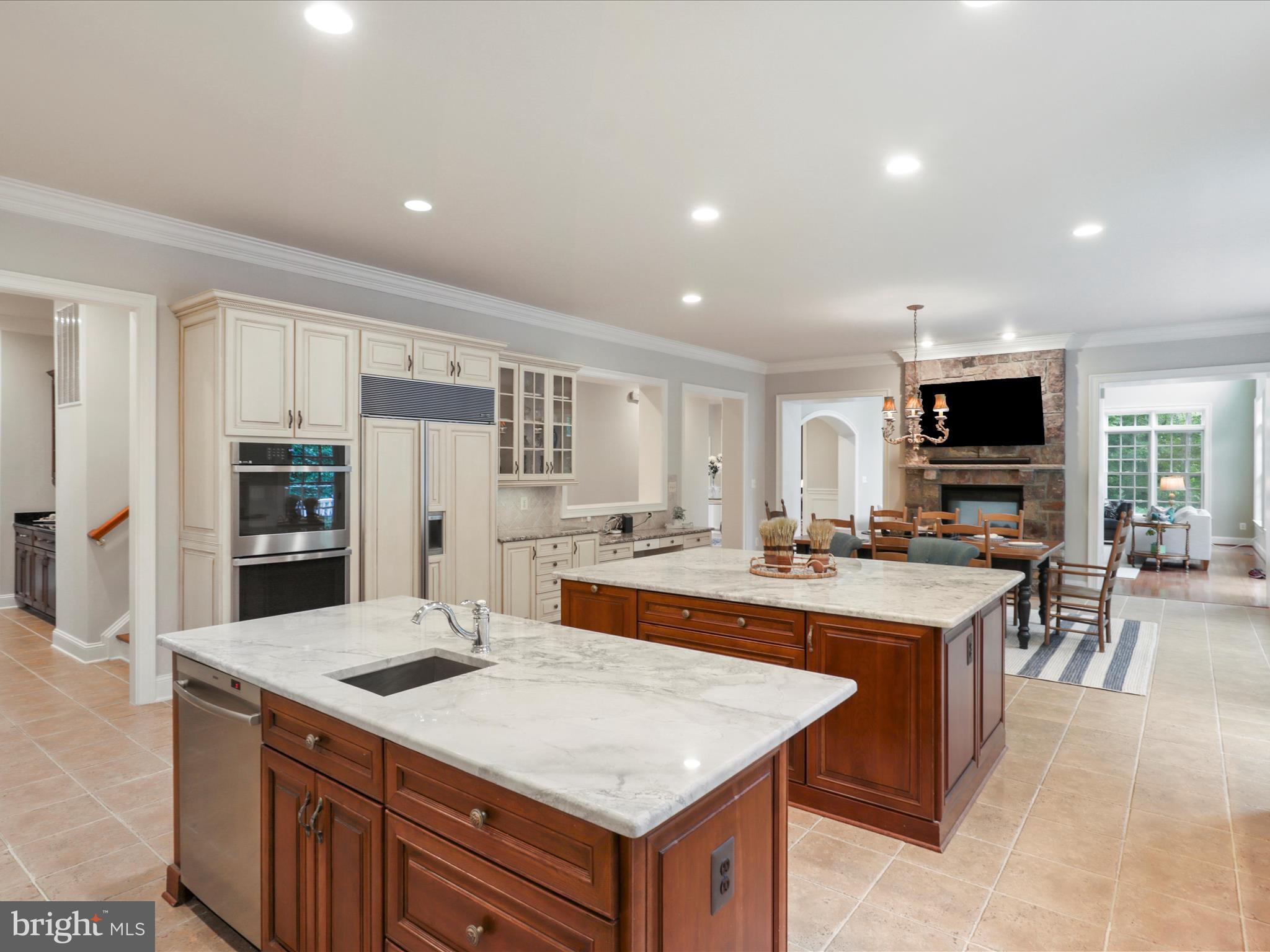 12794 Yates Ford Road Clifton, VA 20124 - Photo 16 of 127 Gourmet Kitchen