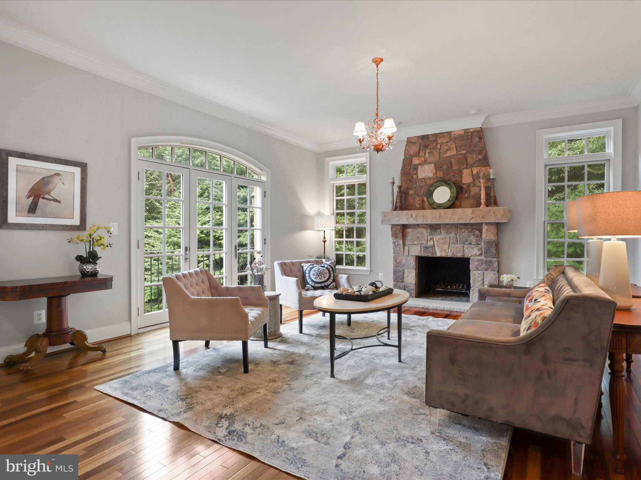 12794 Yates Ford Road Clifton, VA 20124 - Photo 32 of 127 Living Room