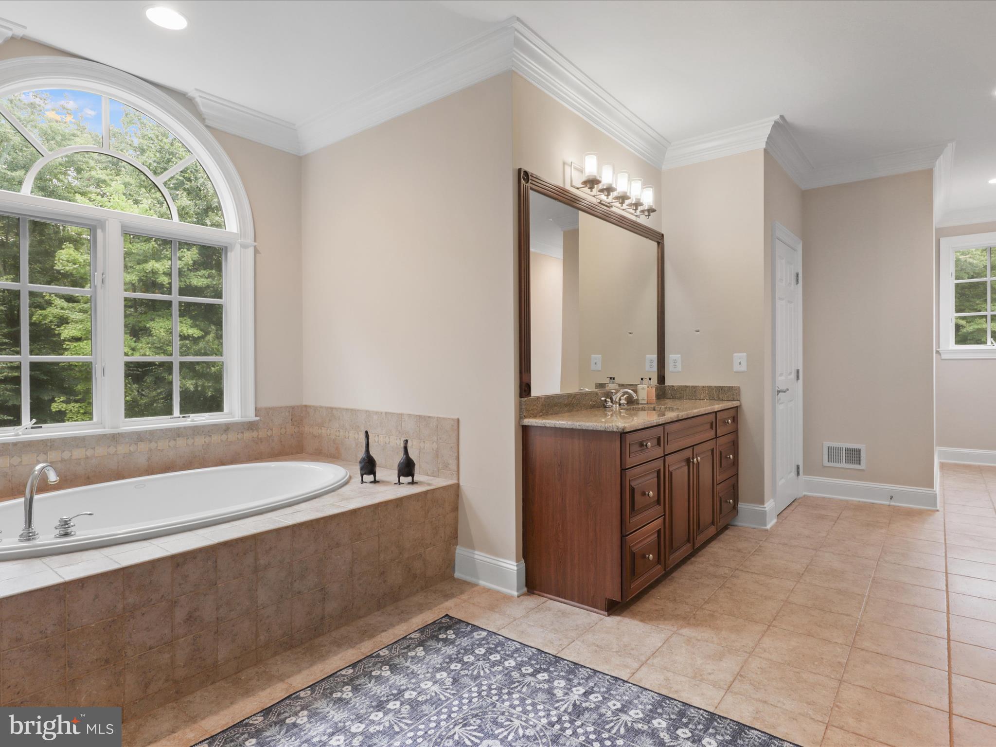 12794 Yates Ford Road Clifton, VA 20124 - Photo 56 of 127 Primary Bath