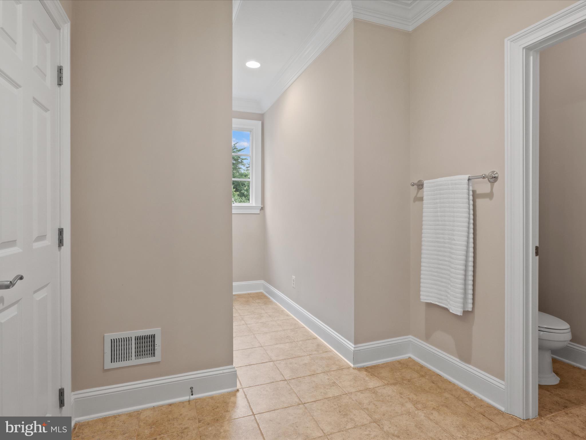 12794 Yates Ford Road Clifton, VA 20124 - Photo 58 of 127 Primary Bath