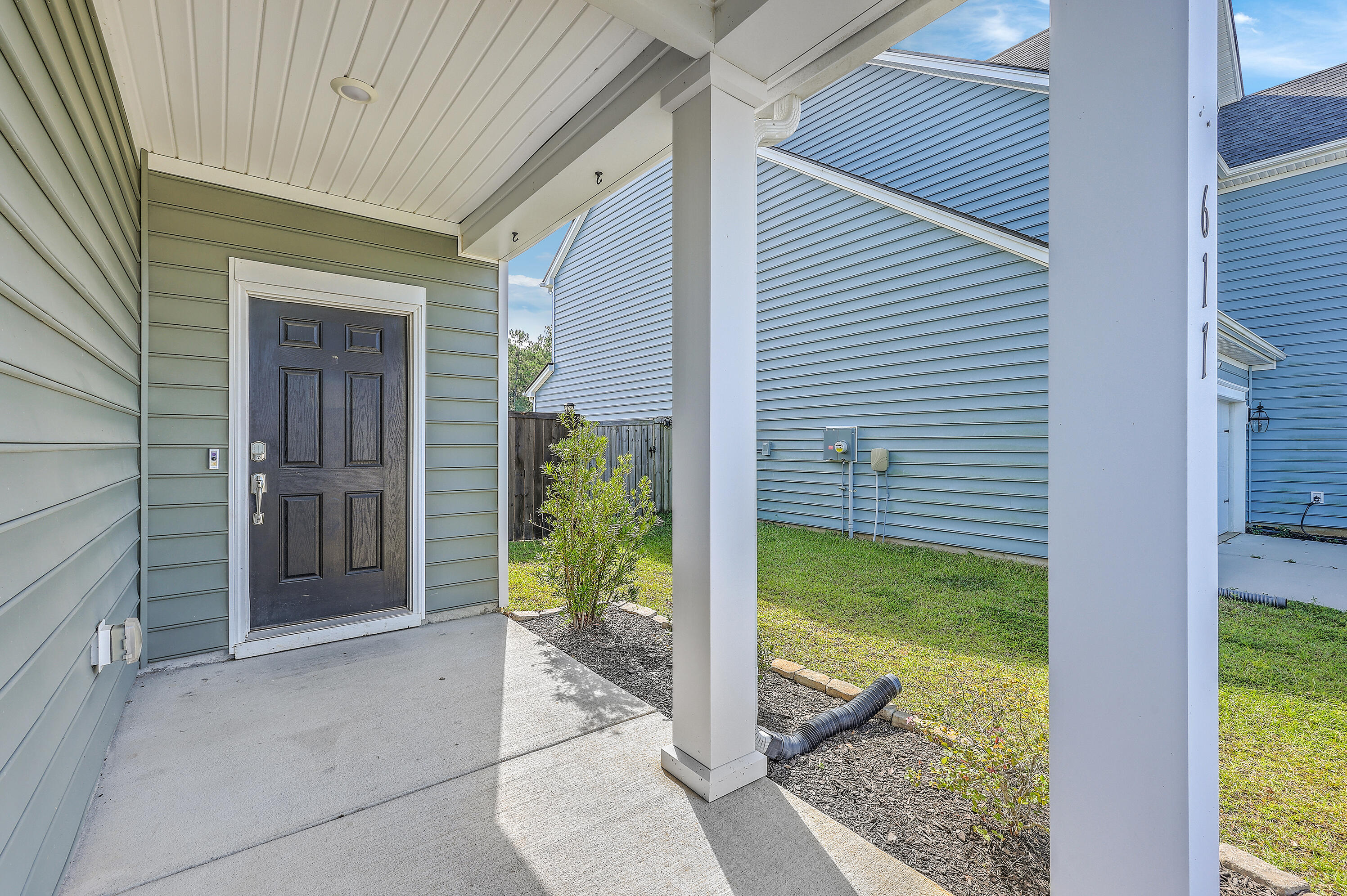 611 Squire Pope Road Summerville, SC 29486 - Photo 2 of 35 ZYN_0838_39_40_41_42_43_44