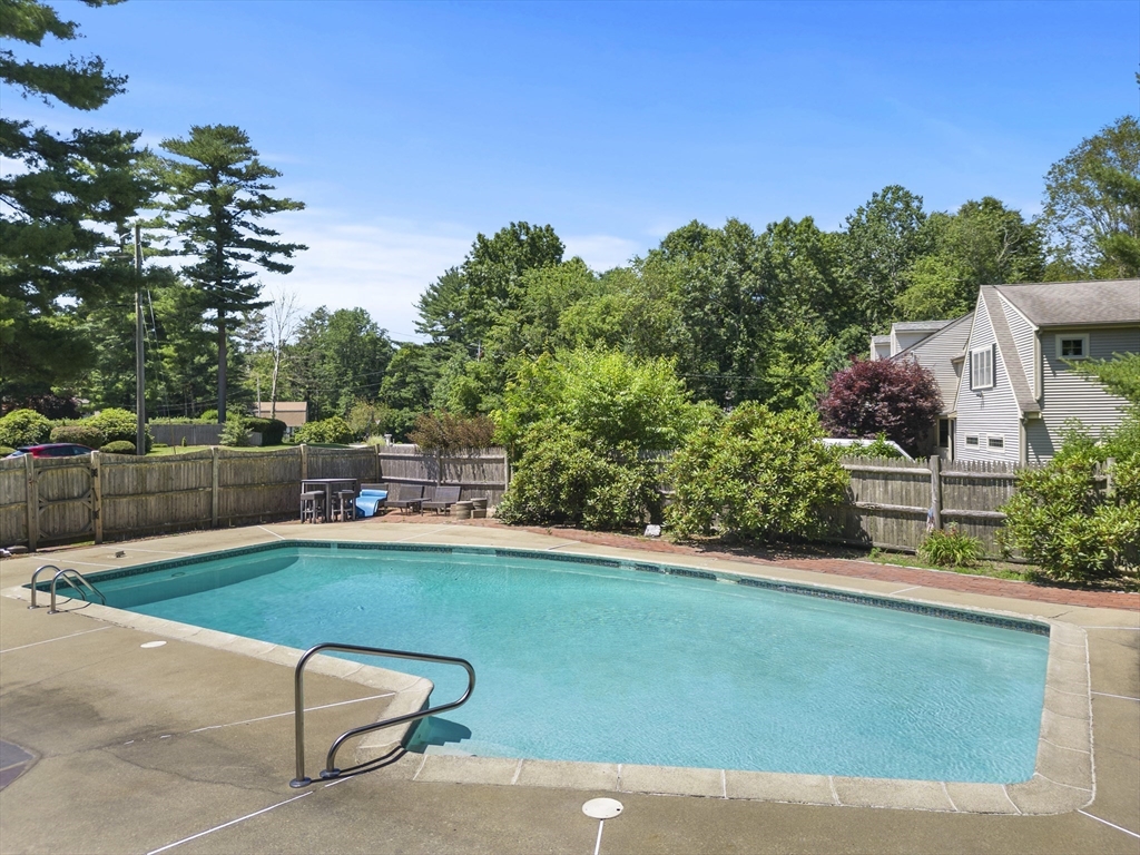 27 Stockbridge Road Hanover, MA 02339 - Photo 19 of 42 Gallery Image 19