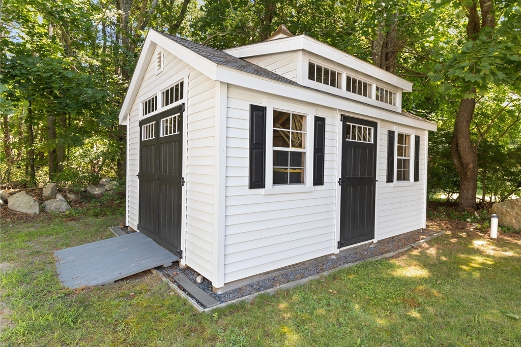 27 Stockbridge Road Hanover, MA 02339 - Photo 20 of 42 Gallery Image 20