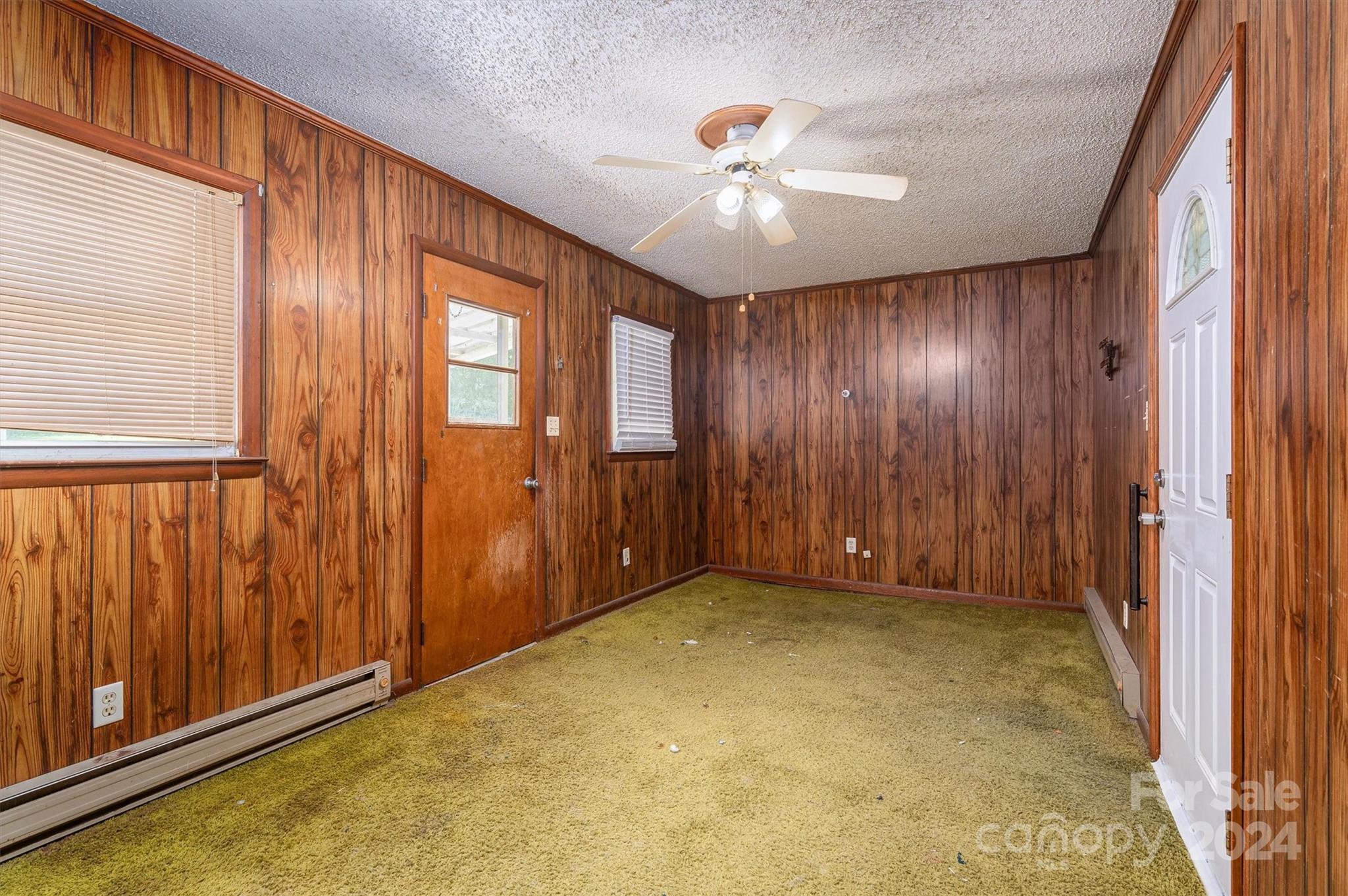 2729 Springbrook Circle Gastonia, NC 28052 - Photo 18 of 34 a view of an empty room with a window