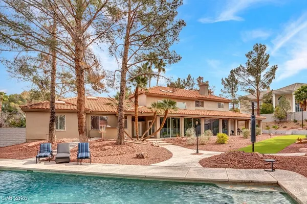 $2,500,000 | 7 Larkside Court, Henderson, NV 89014