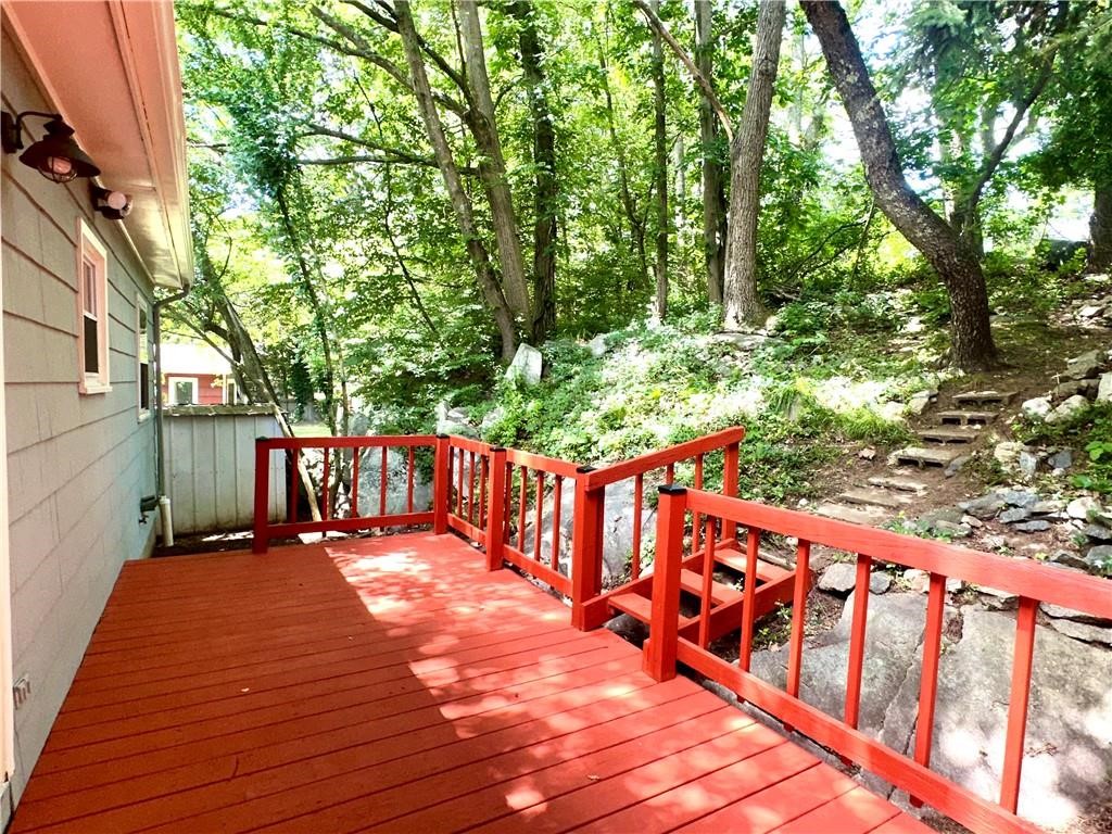 47 Williams Street Lincoln, RI 02865 - Photo 9 of 27