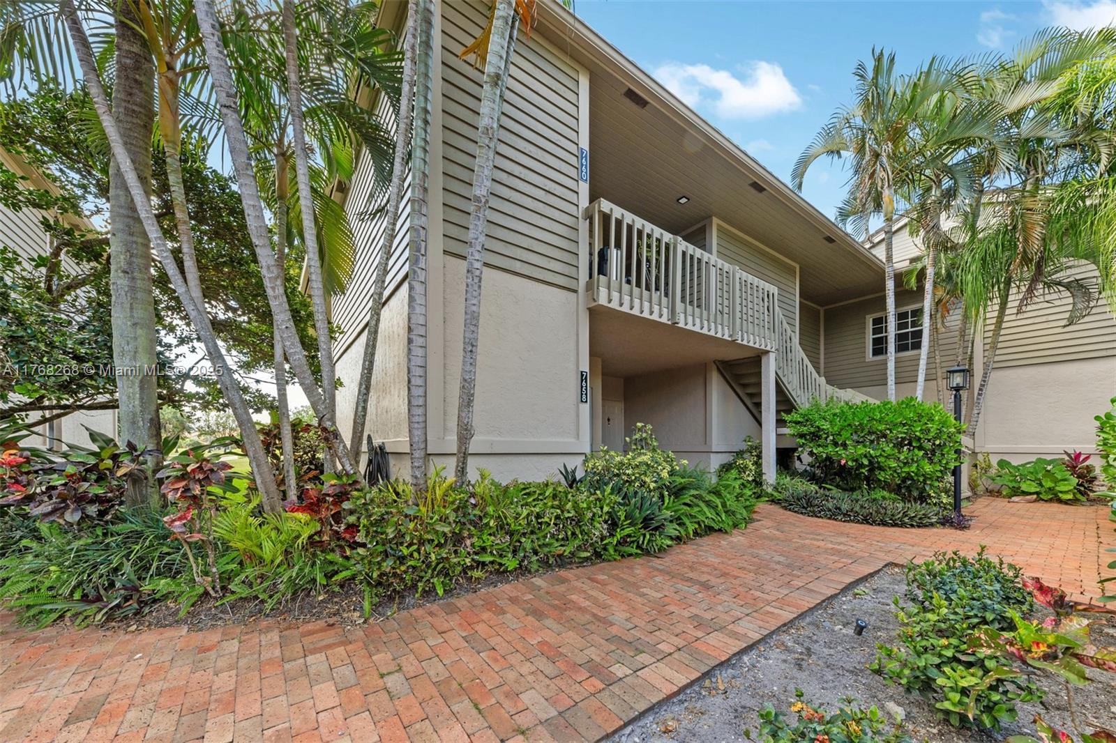 7658 Elm Ridge Drive, Unit 17U Boca Raton, FL 33433 - Photo 4 of 39 WALKWAY TO UNIT