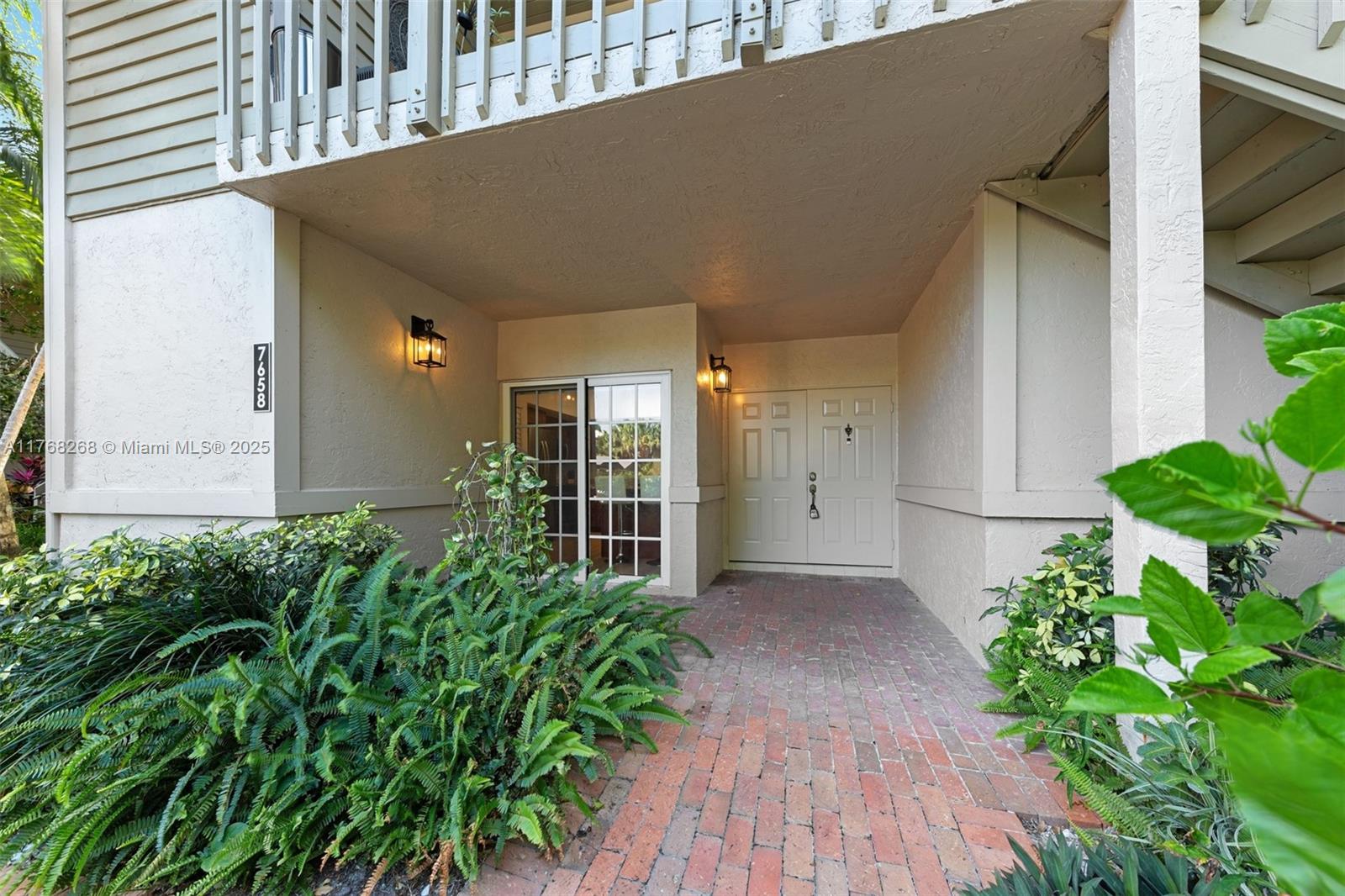 7658 Elm Ridge Drive, Unit 17U Boca Raton, FL 33433 - Photo 6 of 39 Gallery Image 6