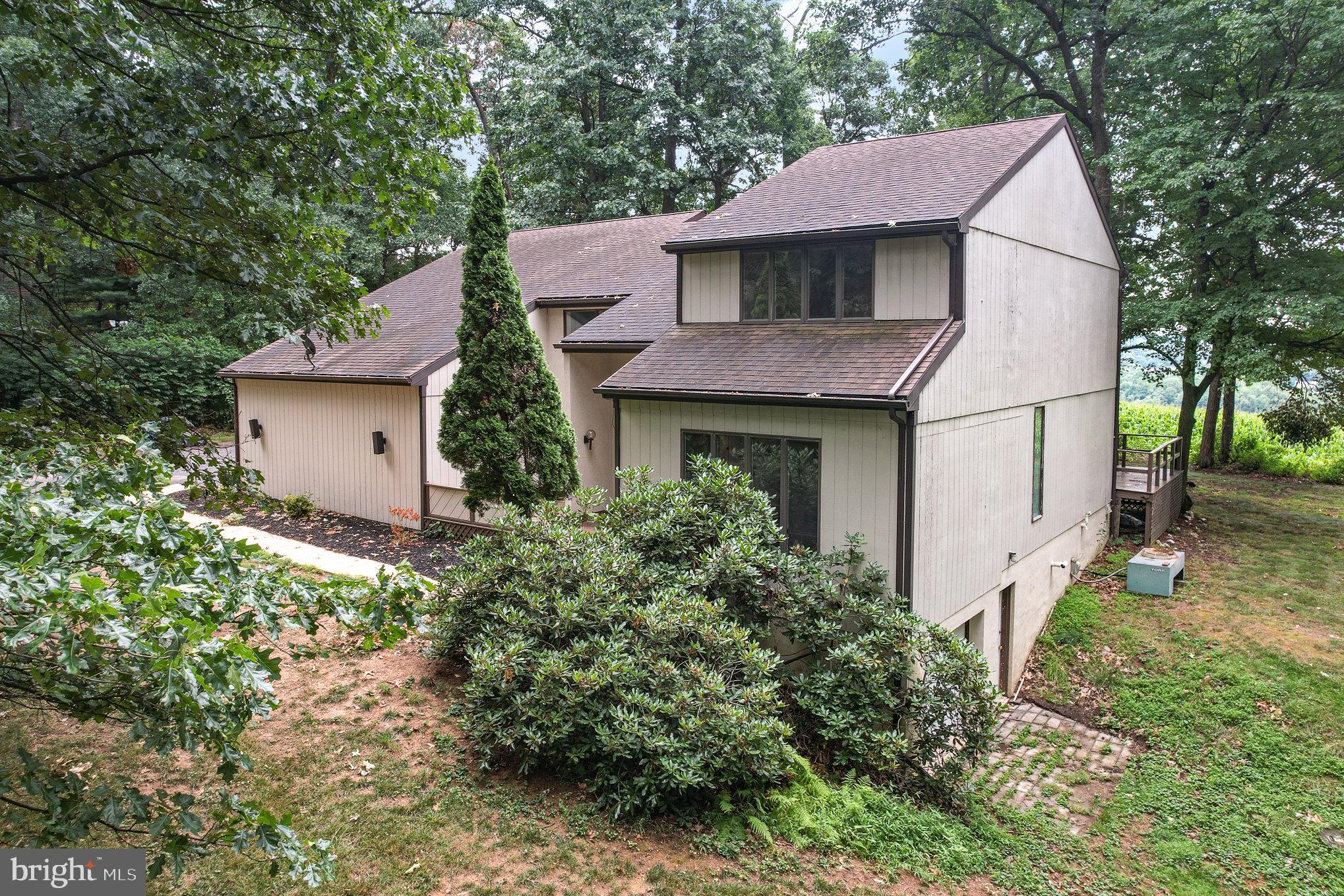 1060 Windsor Road Red Lion, PA 17356 - Photo 3 of 81 Gallery Image 3
