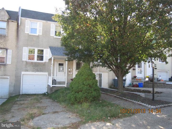 2838 Woodbridge Road Philadelphia, PA 19114 - Photo 1 of 10 Exterior Front