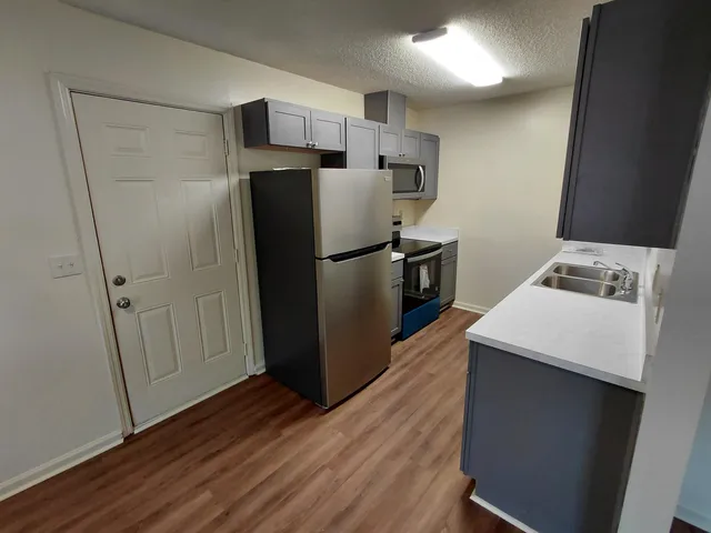 $1,650 | 2713 Oak Park Court, Tallahassee, FL 32308