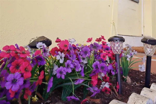 $1,975 | 28 Northwest 170th Street, Unit 1, North Miami Beach, FL 33169