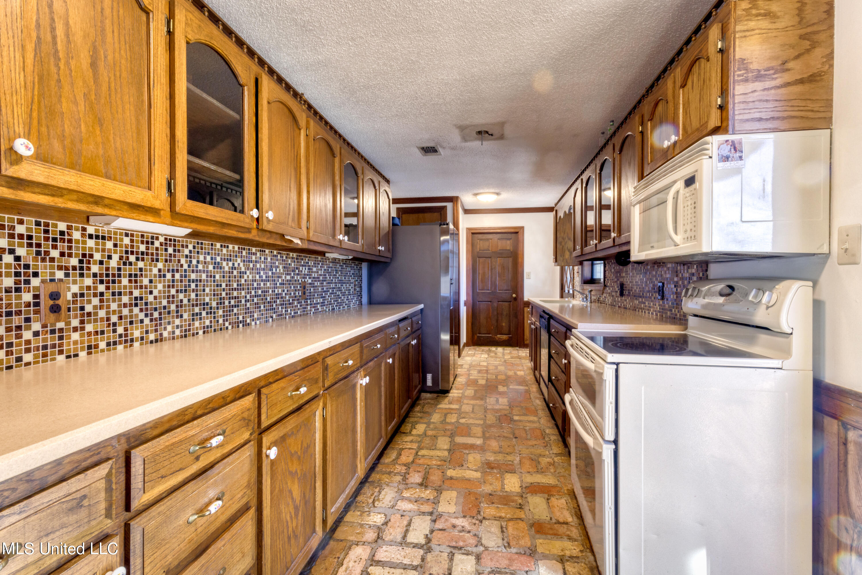 14351 Schanbacher Road Gulfport, MS 39503 - Photo 13 of 38 14531SchanbacherRd-29
