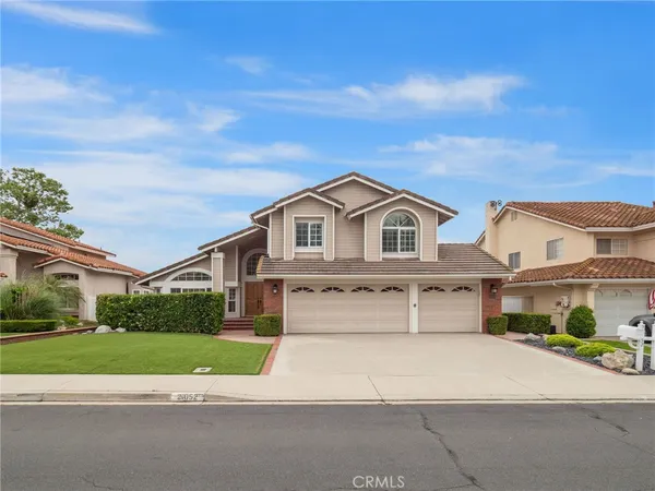 $1,498,000 | 21052 Kensington Lane, Lake Forest, CA 92630