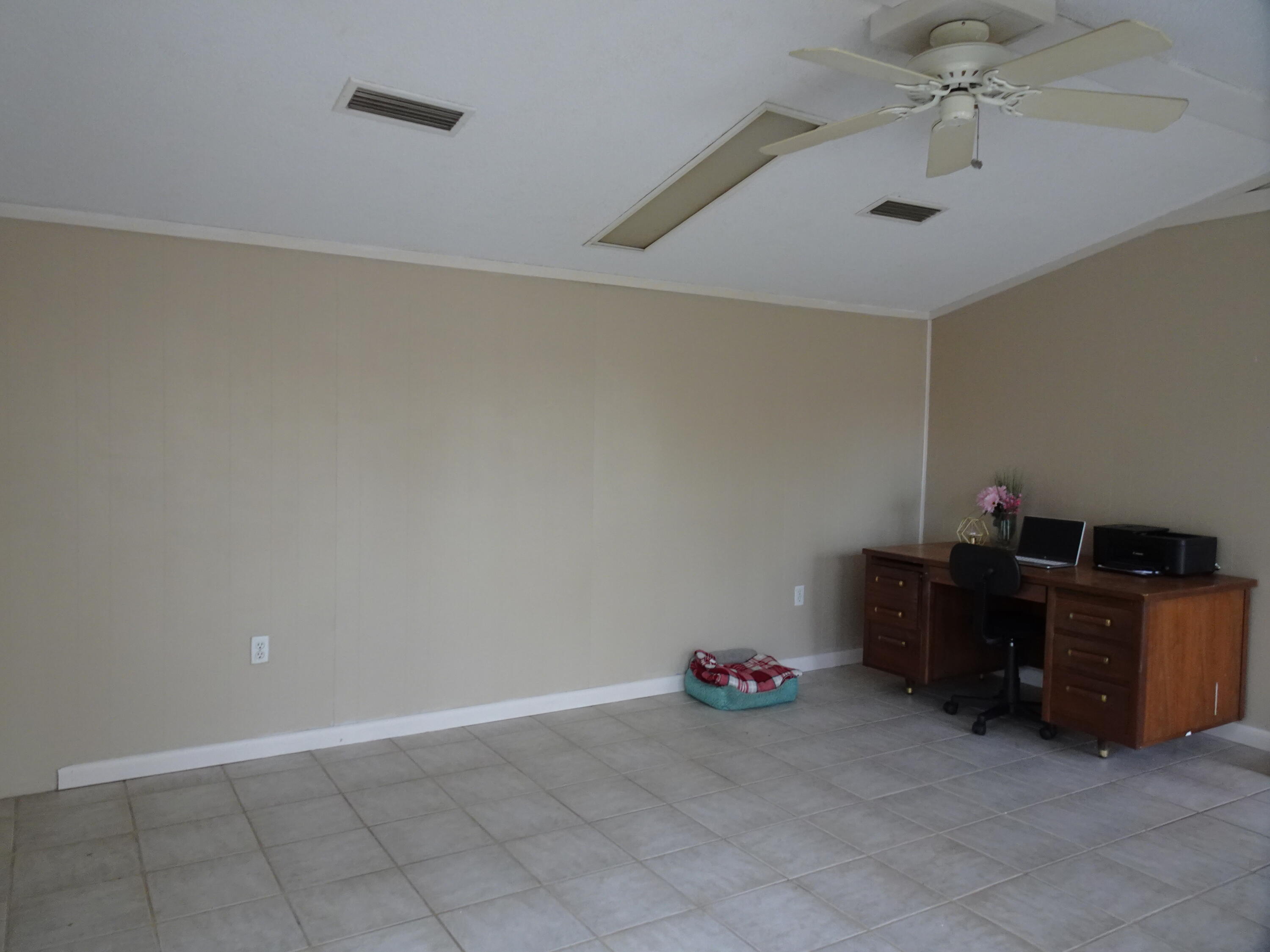 910 5th Street Florala, AL 36442 - Photo 19 of 34 a view of workspace with projector