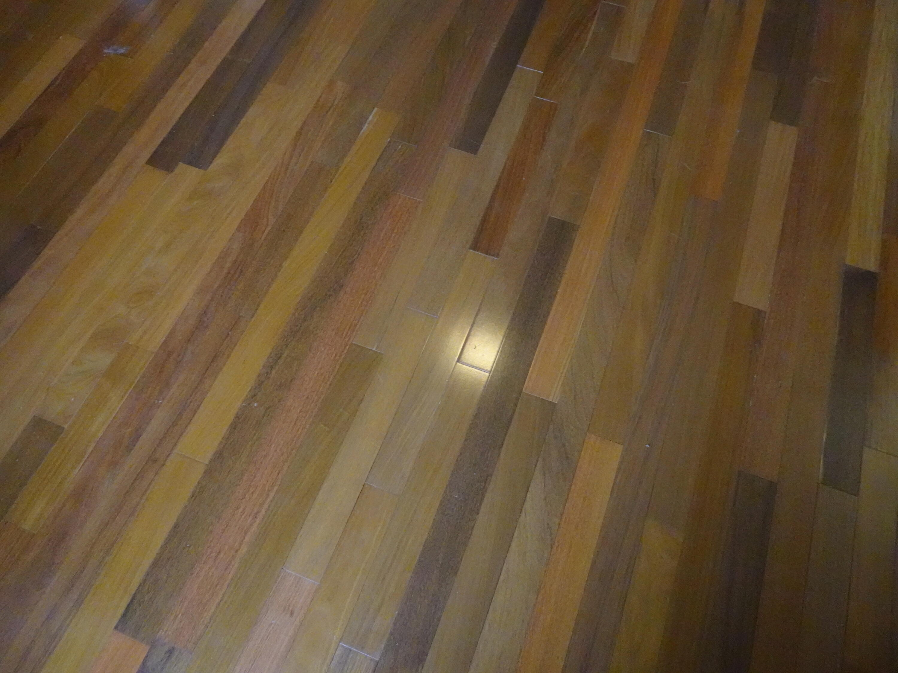 910 5th Street Florala, AL 36442 - Photo 21 of 34 a close view of curtain