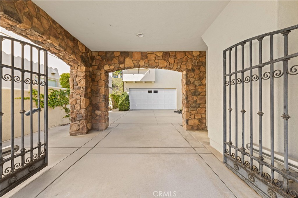 8 Rivage Newport Coast, CA 92657 - Photo 4 of 68
