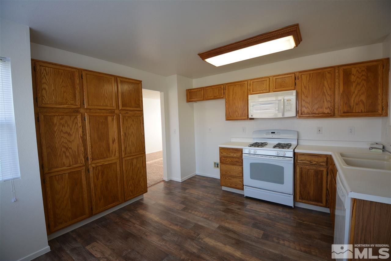 8455 Corrigan Way Reno, NV 89506 - Photo 6 of 22 Photo 6